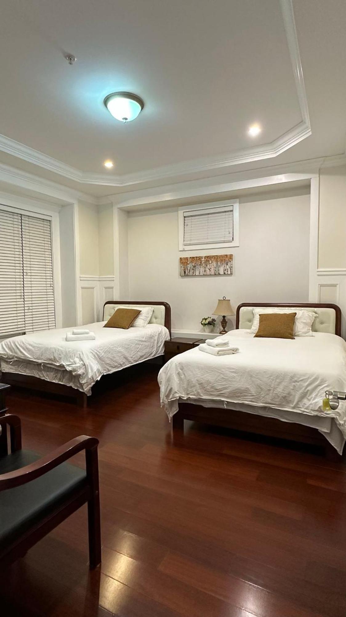 Luxurious Getaway In Vancouver-Private Room With Attached Bathroom Exteriör bild